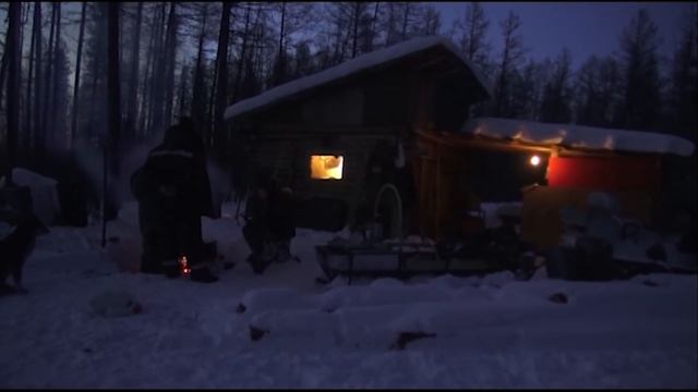 Подледная рыбалка на речке Томпорук смотреть онлайн
