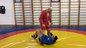 Техника САМБО. Ущемление ахиллова сухожилия, соперник в стойке. Sambi.st