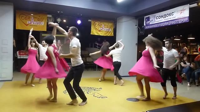 Шоу-номер "A Quien No Le Gusta Cuba" школа Corazon Latino Харьков смотреть онлайн