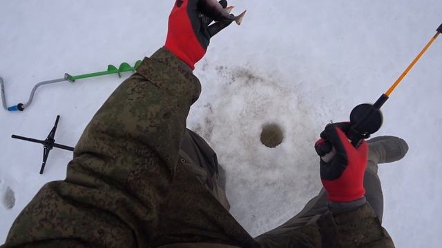 Кордон "№ 13" Поход на ламбушку. Проверка жерлиц.Заключительная серия. смотреть онлайн