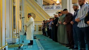 Сиротулло Раупов таравих намаз в Проспект мира. 2022г