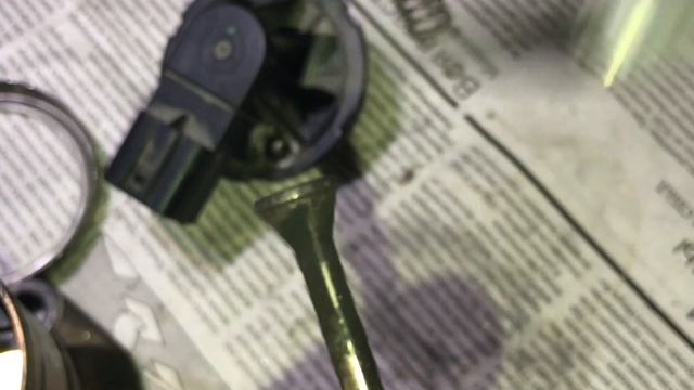 Чистка клапана ЕГР на ХОНДЕ ОДИССЕЙ RA6. ホンダオデッセイ車のEGRバルブ. EGR valve on a Honda Odyssey car смотреть онлайн