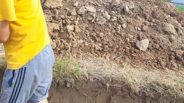 Трамбуем песок виброплитой смотреть онлайн