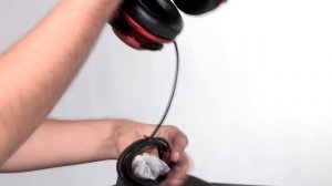 HyperX Cloud Revolver Gears of War headphone Unboxing | Digit.in