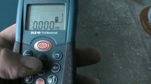 Лазерный дальномер Bosch DLE40  Обзор