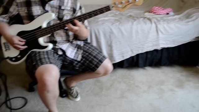 Squier Vintage Modified Precision Bass смотреть онлайн