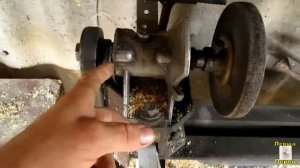 МОЙ Самодельный токарный станок (по дереву) мануал