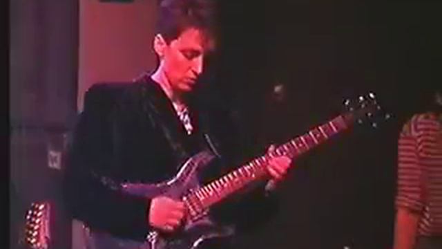 7 Kick the Can You Drive Me Crazy смотреть онлайн