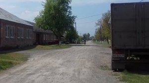 Туган на велосипеде с мотором от бензопилы 2