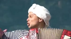 Все бабы как бабы а моя богиня(ремикс).flv