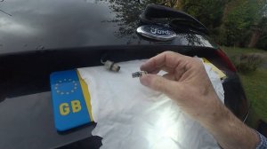 Ford Reg Plate Bulb Swap - Easy