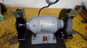 Заточный станок Интерскол Т-200/350