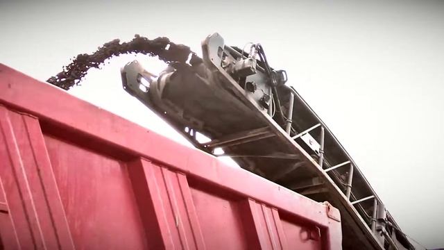 В Твери полным ходом идёт ремонт дорог смотреть онлайн