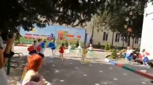 танец в детском саду "Дорога к солнцу"