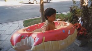 Надувной круг Пончик