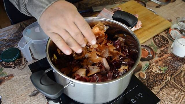 САМОЕ ВКУСНОЕ САЛО // САЛО В ЛУКОВОЙ ШЕЛУХЕ. смотреть онлайн