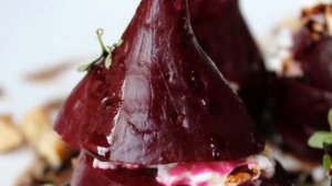 Вкусная красная свекла. Салат из листьев (ботвы) свёклы. Польза сахарной свёклы и свекольного сока.