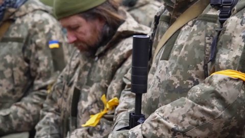 Украинские военные обстреляли поселок в ЛНР / События