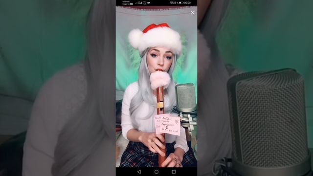 @lumira_ мелодии и голос звучит от всей души... смотреть онлайн