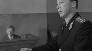 Он, конечно, виноват Но он не виноват Пожалейте его, товарищи судьи! Берегис