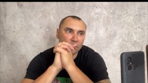 Чех ломится в Россию.