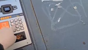 Новейший домофон DOM. RU, раньше был МЕТАКОМ. Ул. Ново-Садовая, 371 подъезд 1 (г. Самара)
