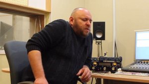 Денис Беспалый - мастер дубляжа ( часть 1) . Русский голос БЭТМЕНА , НЕЙТАНА ДРЕЙКА .