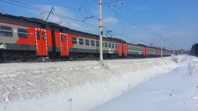 Электропоезд ЭД4М-0386 "Спутник". Перегон Сергиев Посад-Пост 81 км. смотреть онлайн