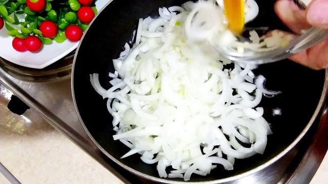 СВИНИНА С КВАШЕННОЙ КАПУСТОЙ. Быстрее готовьте, это так вкусно !!! 🍲🍲🍲 .#meat #cabbage #мясо смотреть онлайн