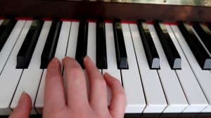 СТРОЕНИЕ МАЖОРНОЙ ГАММЫ, или откуда берутся ключевые знаки в тональностях?