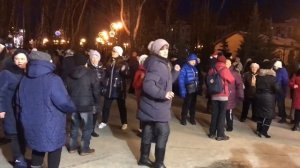 Заманила соблазнила и ушла ?? Ретро танцы в парке Горького.