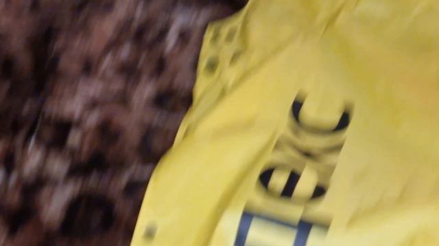 обзор старого плаща Яндекс. Еда. смотреть онлайн