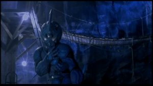 Guyver 2 Dark Hero: Guyver vs. Crane(Guyver Zoanoid)