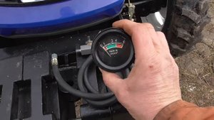 Установка Механического Датчика и Лампочки Давления Масла на Трактор ДМТЗ - 404 ! 40 сил 4х4 !