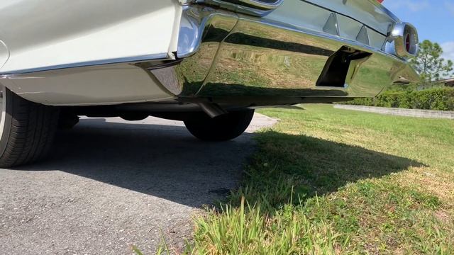 1961 Cadillac Coupe Deville #450 смотреть онлайн