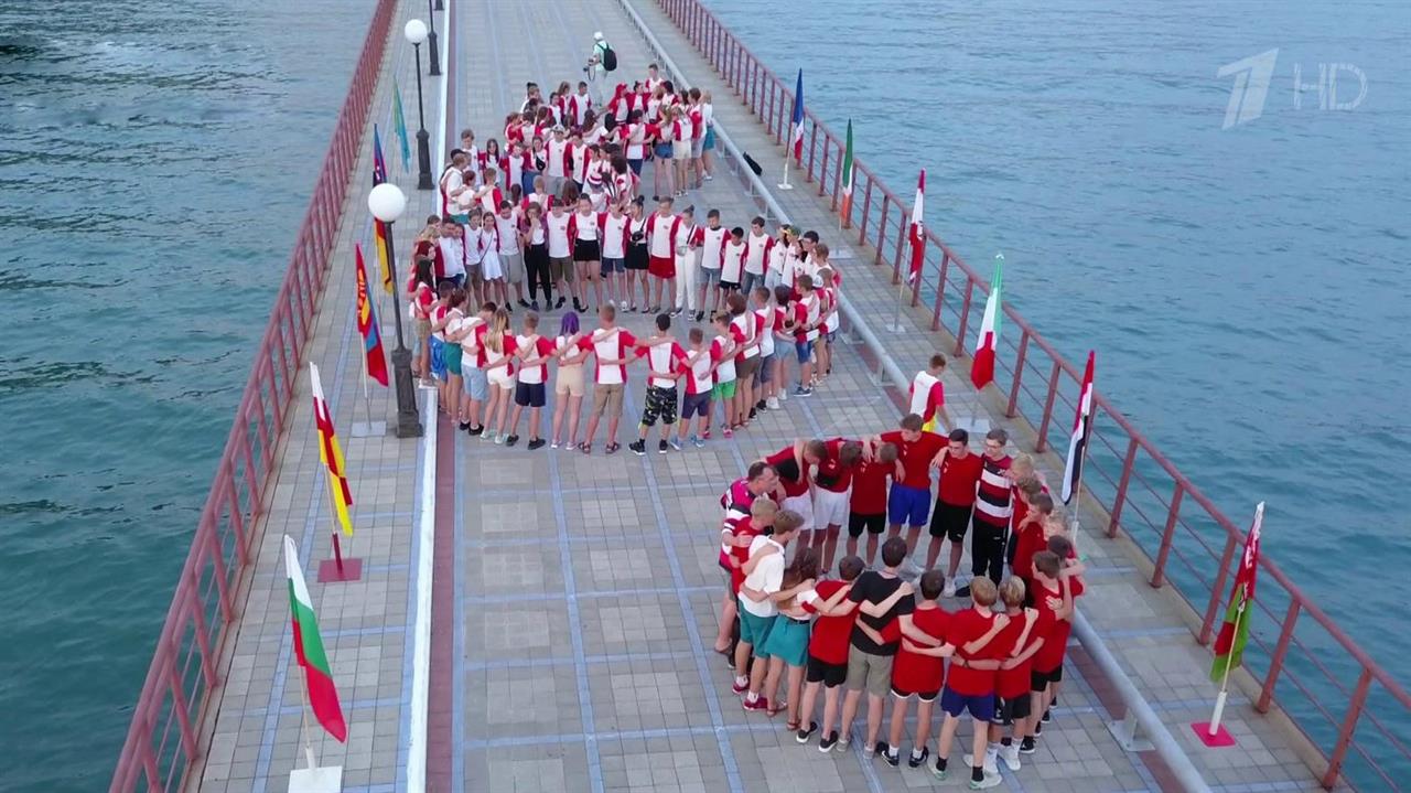 В легендарном детском лагере "Орленок" открылась самая большая смена за всю историю