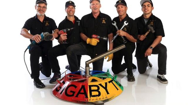 Petunia vs. Warhawk Battlebots Review +Predictions смотреть онлайн