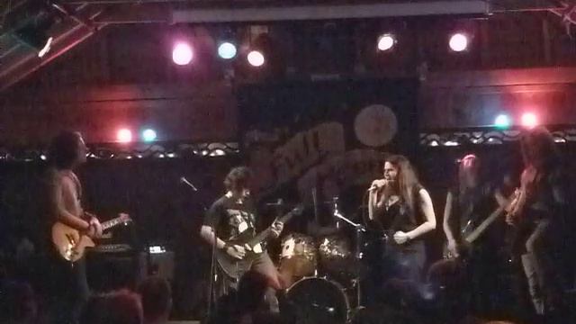 12 year old plays "Tornado of Souls" on guitar with Chris Broderick & Alex Skolnick смотреть онлайн