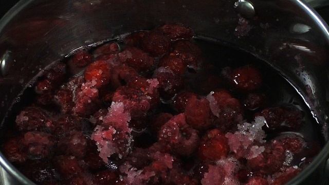 Малиновое варенье. Варенье из малины. Как варить малиновое варенье. Рецепты варенья