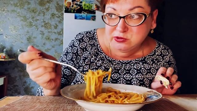 Пожрем/Мукбанг вермишель с подливой?/обжор и разговоры на камеру смотреть онлайн