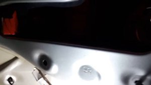Как снять заднюю фару на toyota auris / How to remove a taillight on a toyota auris