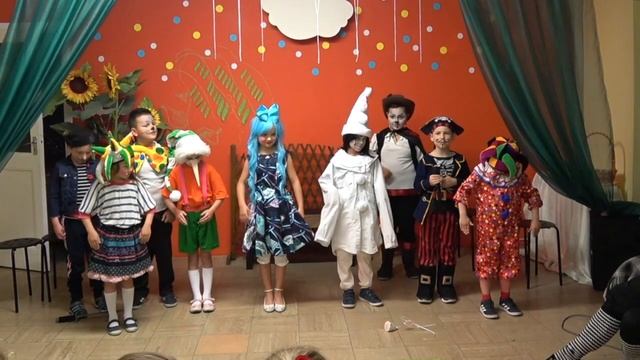 «Театр Карабаса Барабаса». ?SUNFLOWERS? смотреть онлайн