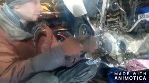 ускоренное в 8 раз молчаливое видео по разбору двигателя мотоцикла honda xr250r