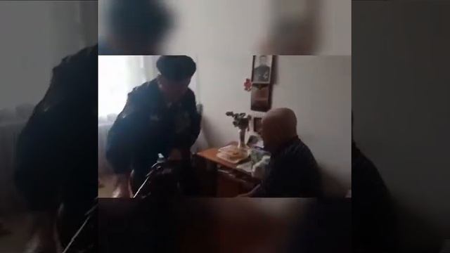 ВОСПИТАННИКИ ВПК "ГРОМ" ПОЗДРАВИЛИ ГЕРОЯ СССР АНДРЕЯ ТИТЕНКО С ДНЕМ ПОБЕДЫ смотреть онлайн