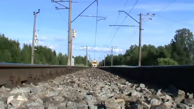 [LDz] Под поездом! ЭР2Т-7115Р (Ķegums, Lielvārde - Ogre) смотреть онлайн