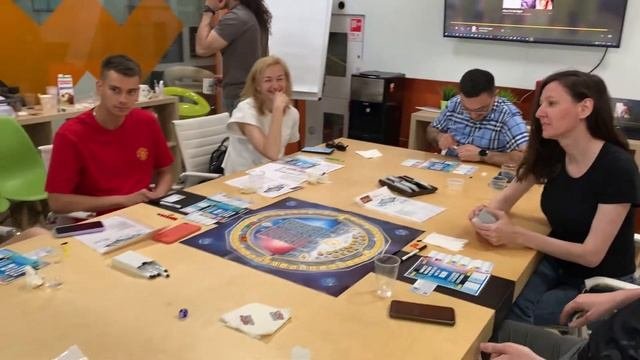 Игра Хроника Капитала - крутая настольная экономическая стратегия