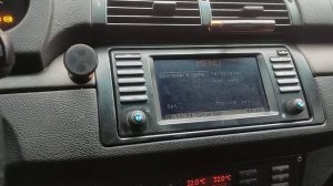 БМВ х5 е53 лайфхак! Одна из причин разрядки аккумулятора! Не замерзающая ручка двери!