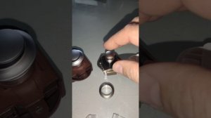 Автодом замок кнопка нажимного типа для шкафов и дверей кемпера катеров и яхт www.autodom-shop.ru