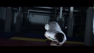 Прыжки на батуте в исполнении тренеров батутного клуба OGO