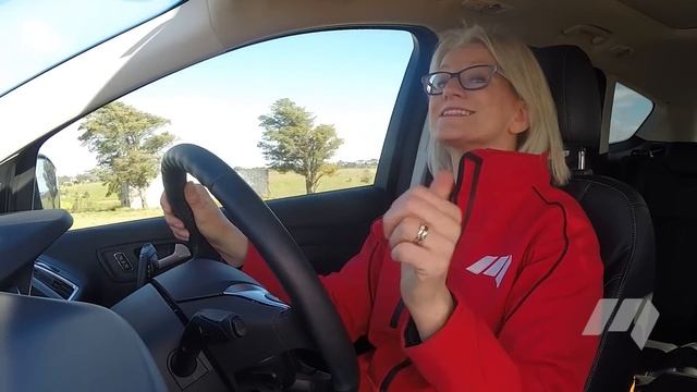 2016 Medium SUV Comparison: Ford Kuga Titanium смотреть онлайн